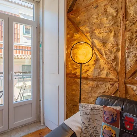 Old Town Chiado Balcony Aircon By Ld Apartment